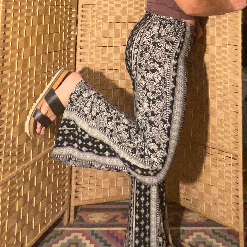 SOFT High Waist Boho Flares Women’s Medium